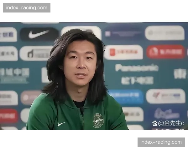 李提香十二次被侵犯联赛最多 铁人中场核心遭重点照顾